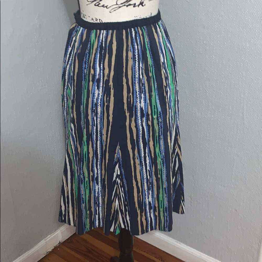 Linen striped skirt